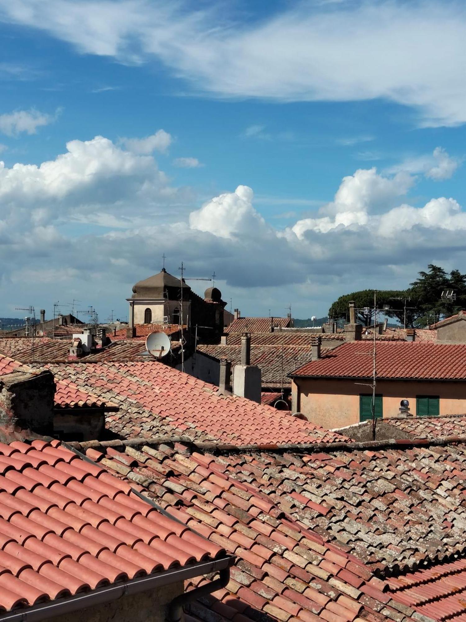 Piazza Varese Valentano Kültér fotó